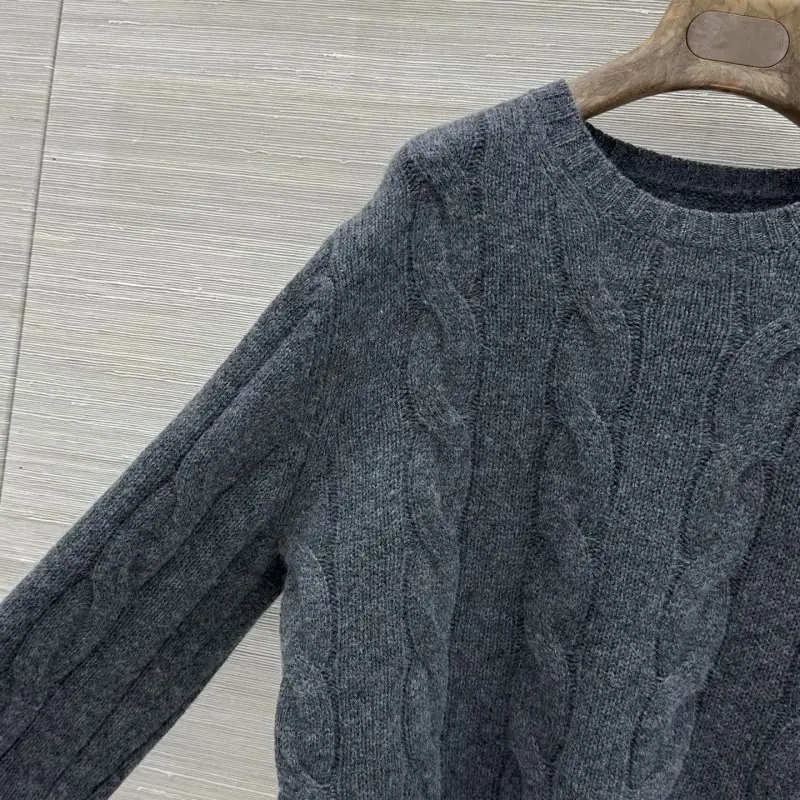 Loro Piana Costume cashmere female — Photo 4