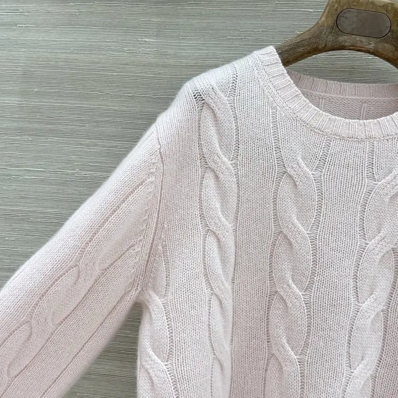Loro Piana Costume cashmere female — Photo 4