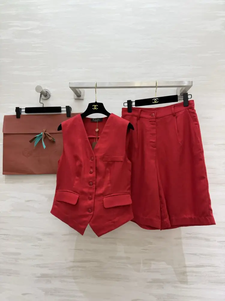 Loro Piana — Костюм жіночий