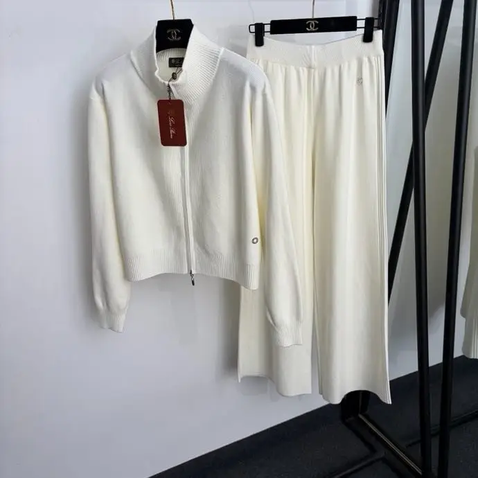 Loro Piana — Costume female