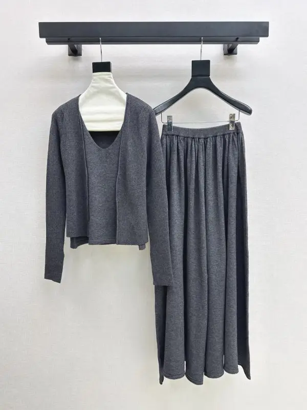 Loro Piana — Костюм жіночий