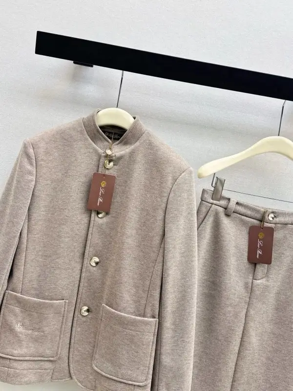 Loro Piana Костюм женский — Фото 3