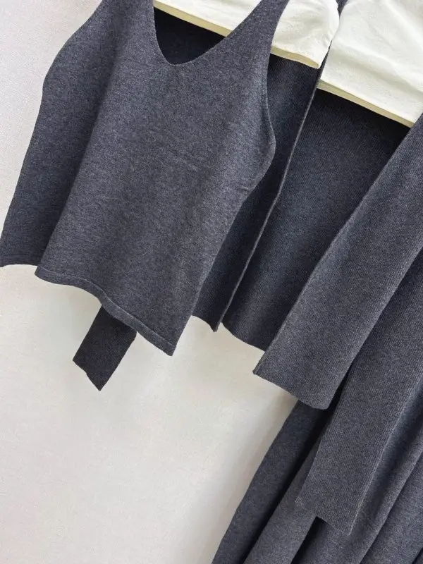 Loro Piana Costume female — Photo 5