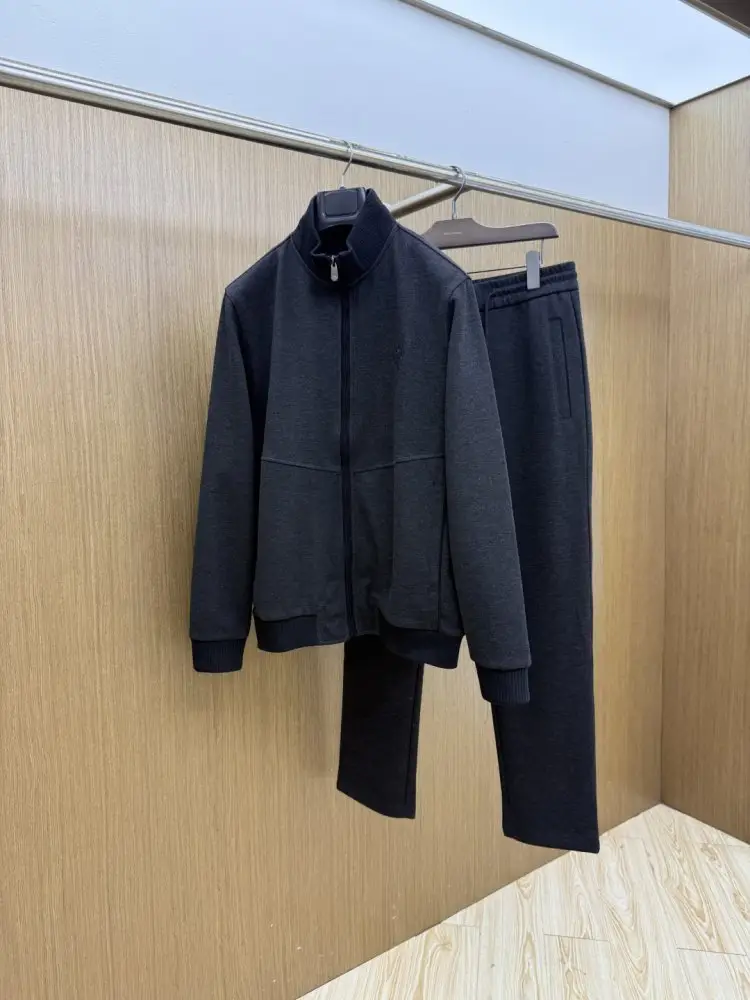 Loro Piana — Костюм чоловічий