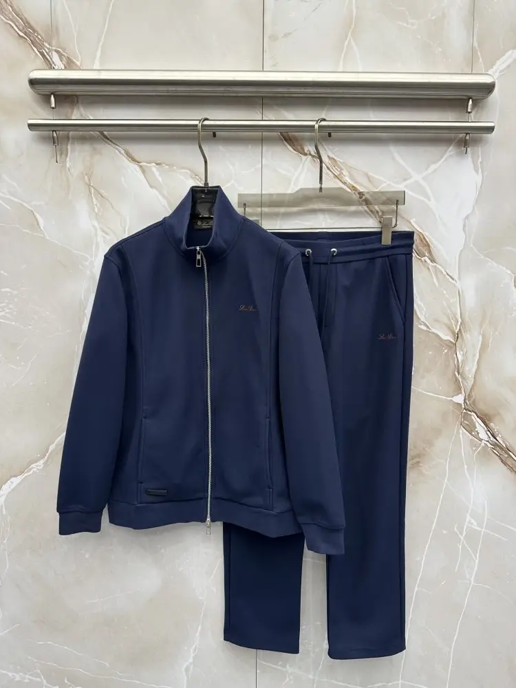 Loro Piana — Костюм мужской