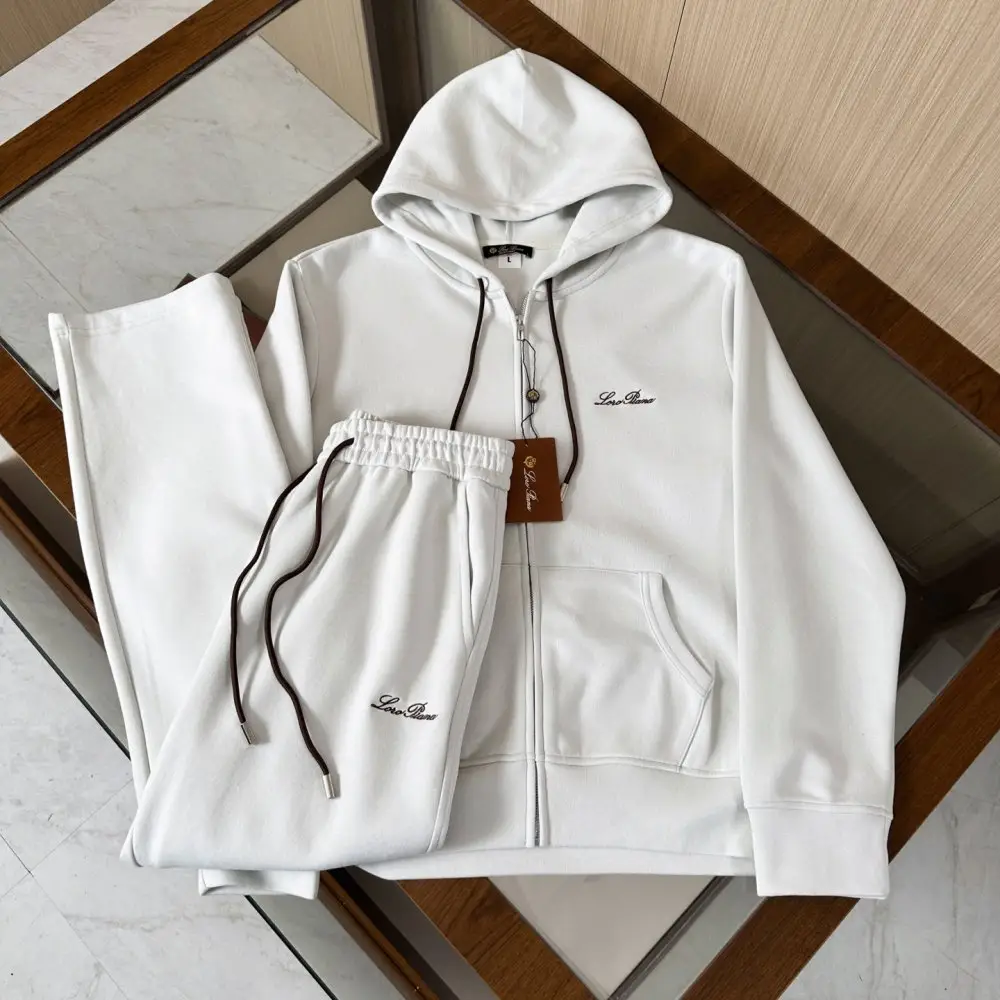 Loro Piana — Костюм чоловічий