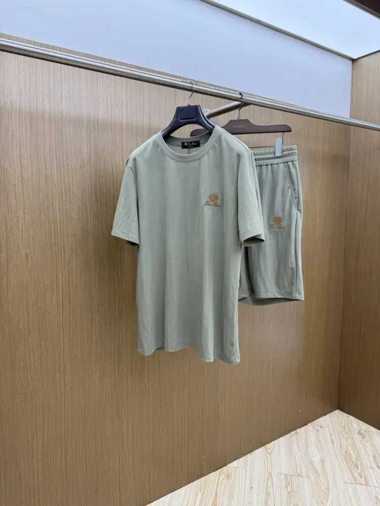 Loro Piana — Костюм мужчкой спортивний