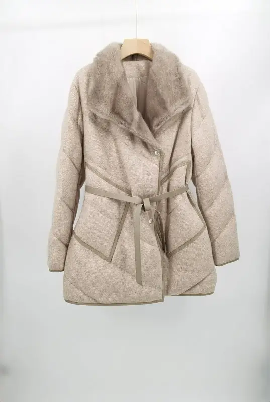 Loro Piana Down jacket female from норковым fur — Photo 1