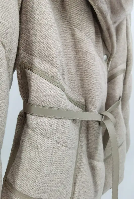 Loro Piana Down jacket female from норковым fur — Photo 3