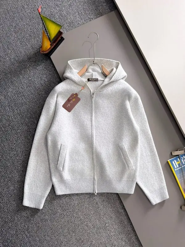 Loro Piana — В'язаний светр чоловічий
