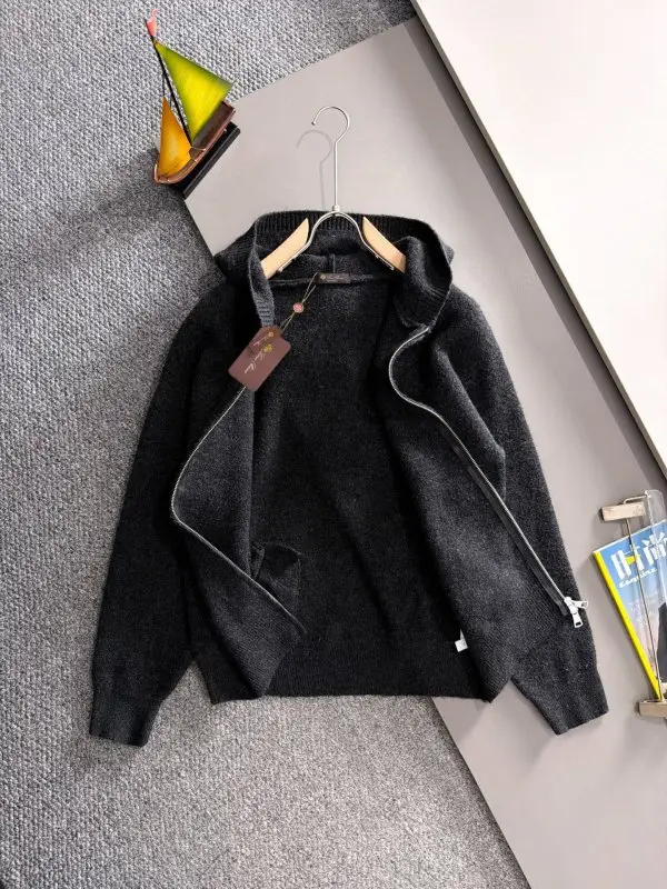 Loro Piana Knitted pullover male — Photo 2