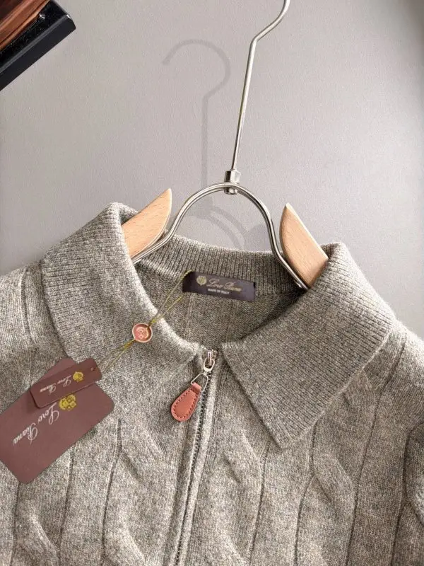 Loro Piana Knitted pullover male — Photo 2