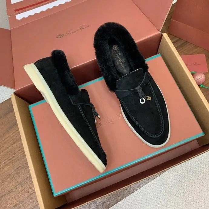 Loro Piana — Лоферы на хутрі жіночі