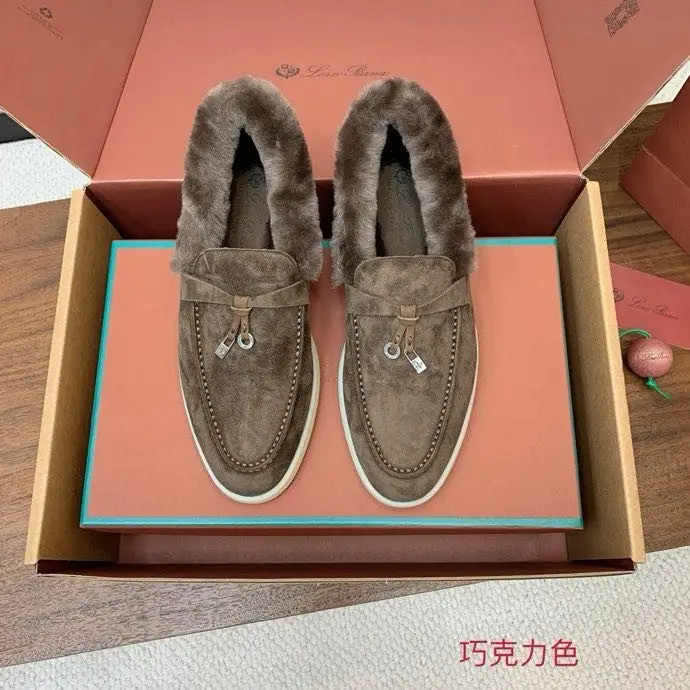 Loro Piana Лоферы on fur women's — Photo 2