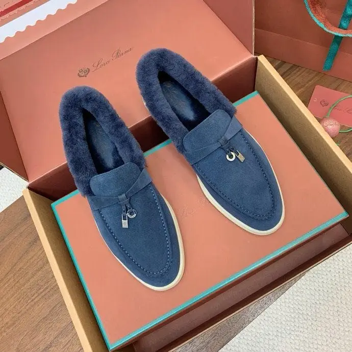 Loro Piana Лоферы on fur women's — Photo 4
