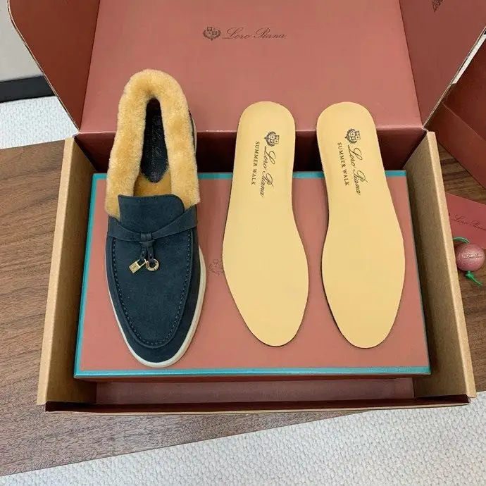 Loro Piana Лоферы на хутрі жіночі — Фото 5