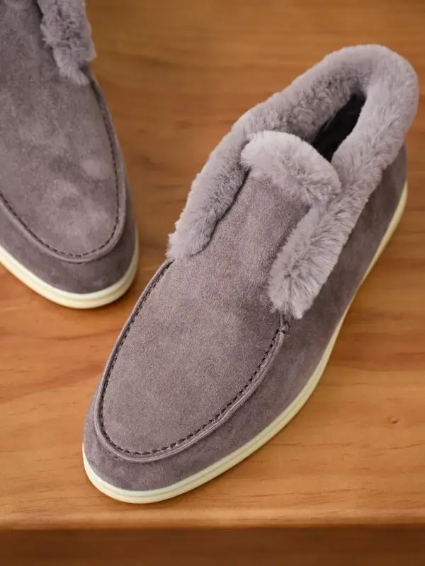 Loro Piana Лоферы women's on fur — Photo 3
