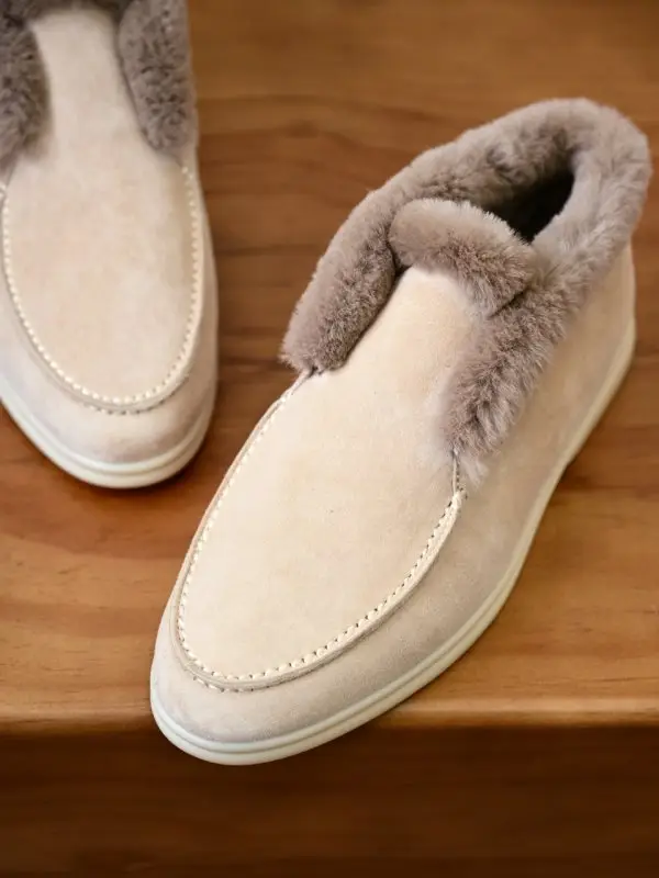 Loro Piana Лоферы women's on fur — Photo 3