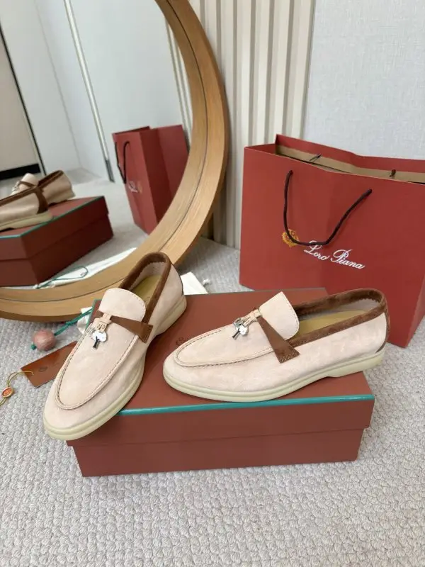 Loro Piana — Лоферы женские