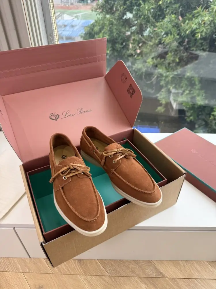 Loro Piana Лоферы women's — Photo 1