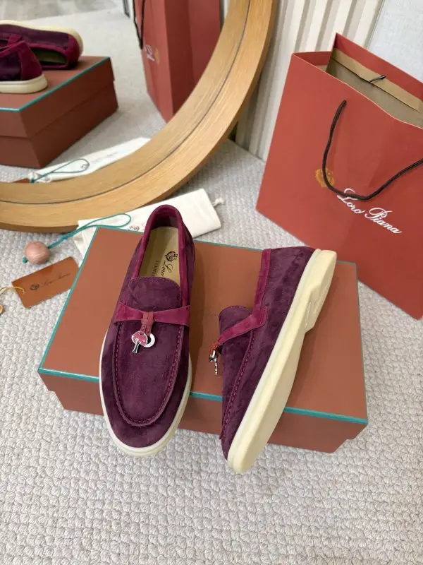 Loro Piana Лоферы женские — Фото 4