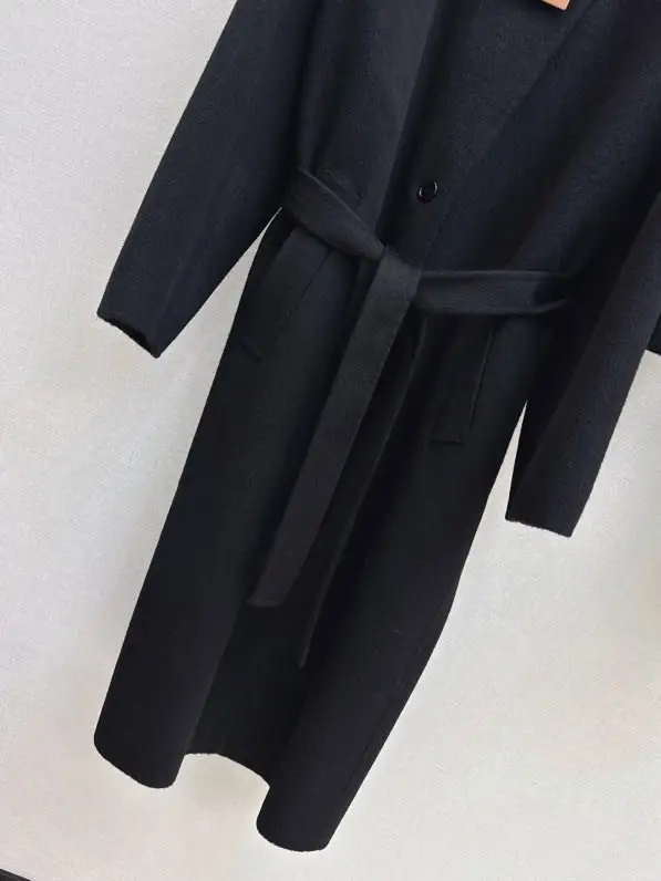 Loro Piana Long coat of wool from two-way collar and removable shawl — Photo 2