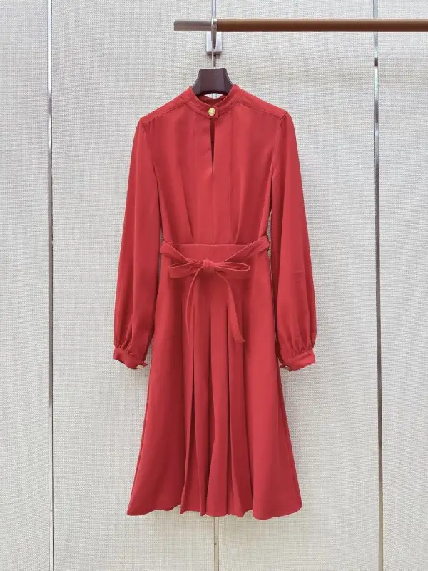 Loro Piana — Long red плиссированное dress