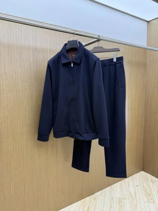 Loro Piana — Male sports costume