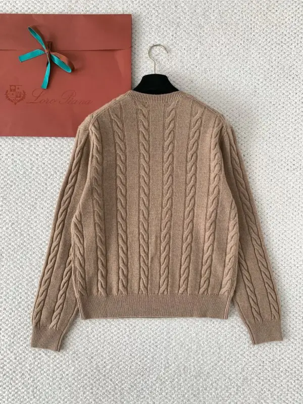 Loro Piana Pullover cashmere female — Photo 3