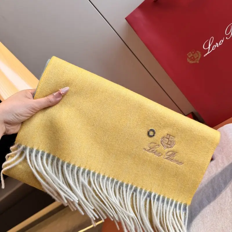Loro Piana — Scarf female of cashmere 35х190 cm