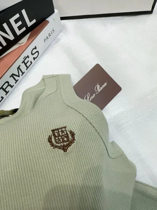 Loro Piana Майка женская — Фото 4