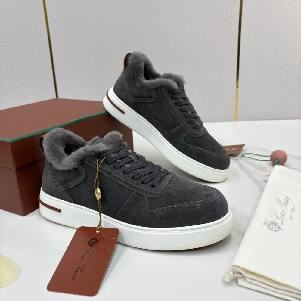 Loro Piana Sneakers men's — Photo 1