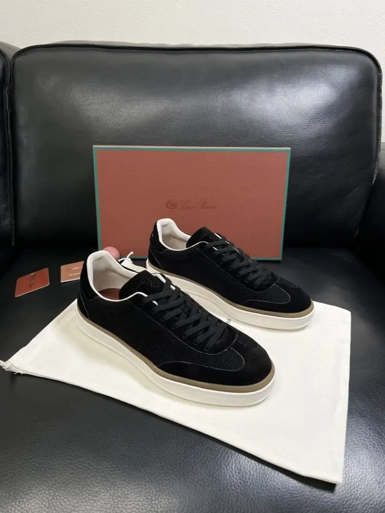 Loro Piana Sneakers men's — Photo 1