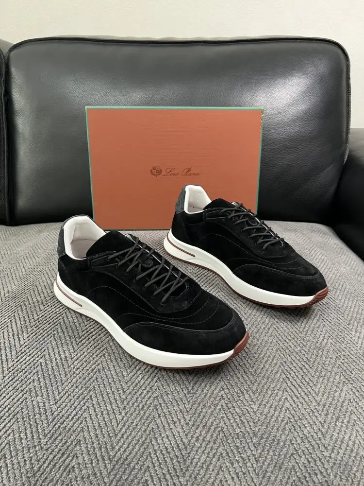 Loro Piana Sneakers men's — Photo 1