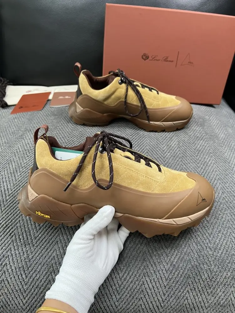 Loro Piana Sneakers men's — Photo 4