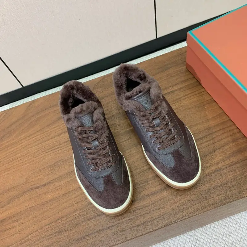 Loro Piana Sneakers women's on fur — Photo 5