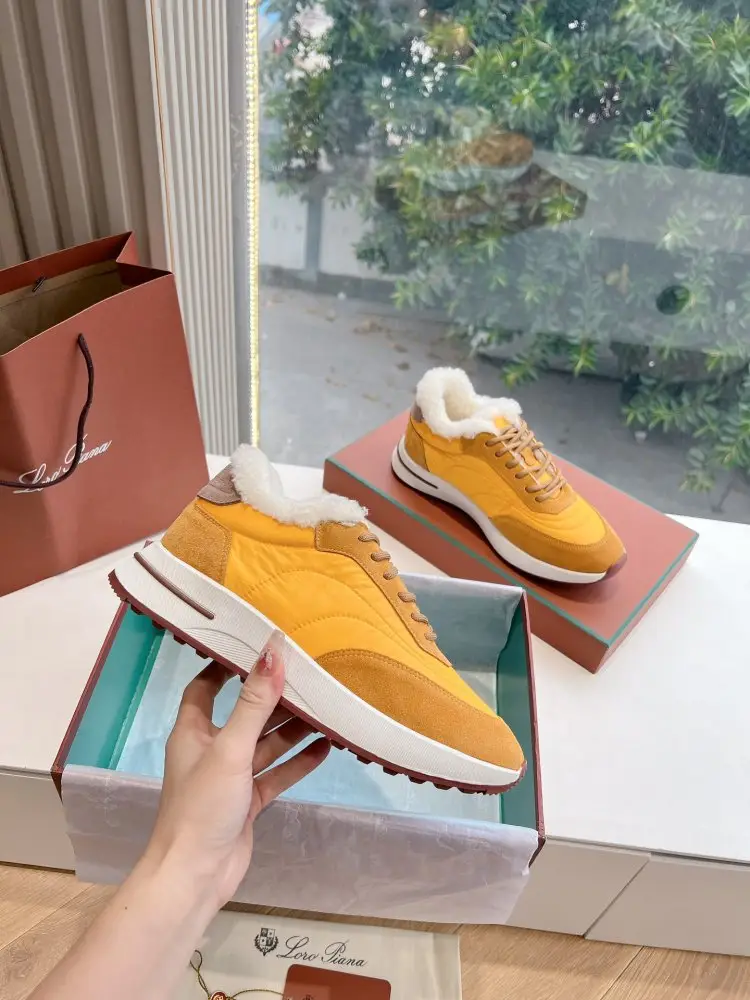 Loro Piana — Кросівки жіночі