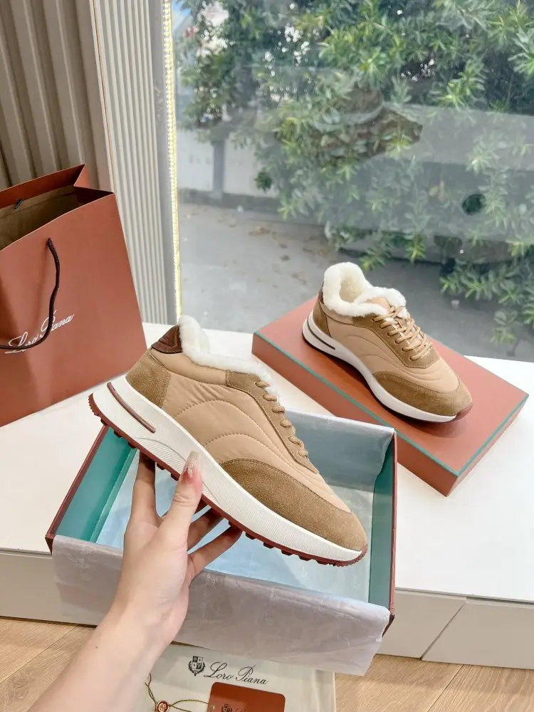 Loro Piana Sneakers women's — Photo 2