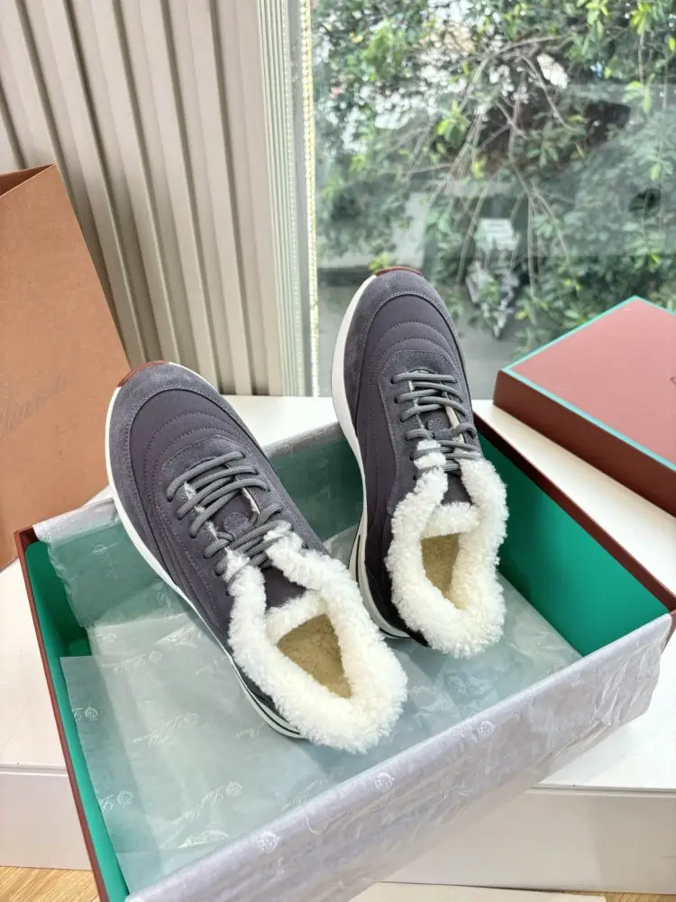 Loro Piana Sneakers women's — Photo 2