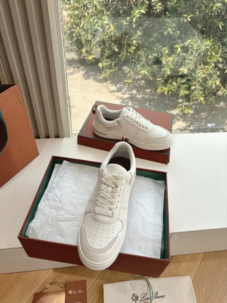 Loro Piana Sneakers women's — Photo 2