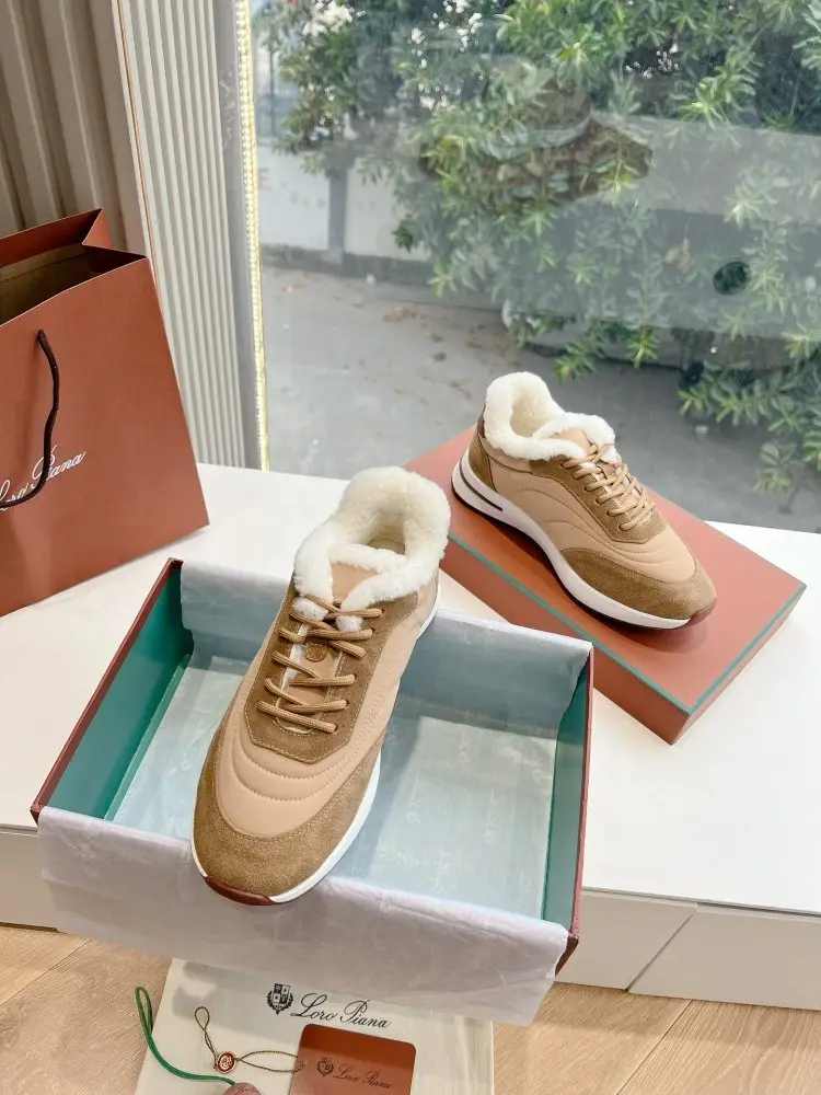 Loro Piana Sneakers women's — Photo 3