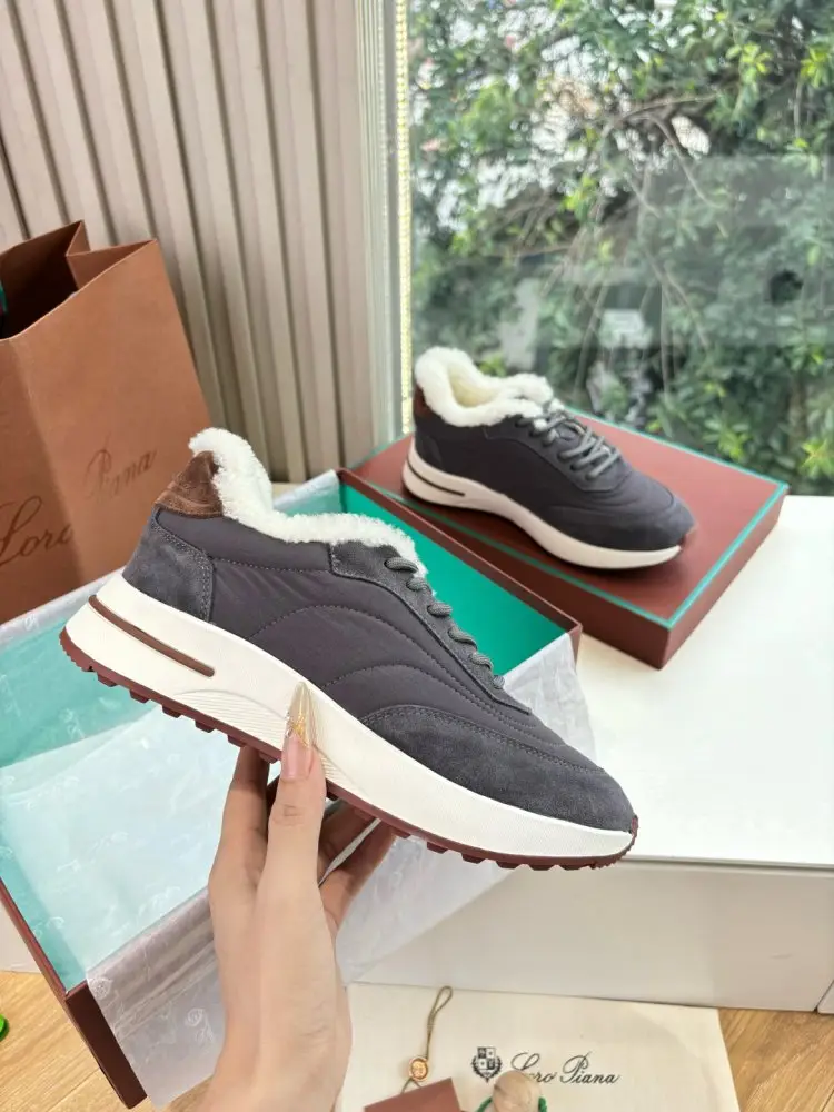 Loro Piana Sneakers women's — Photo 3
