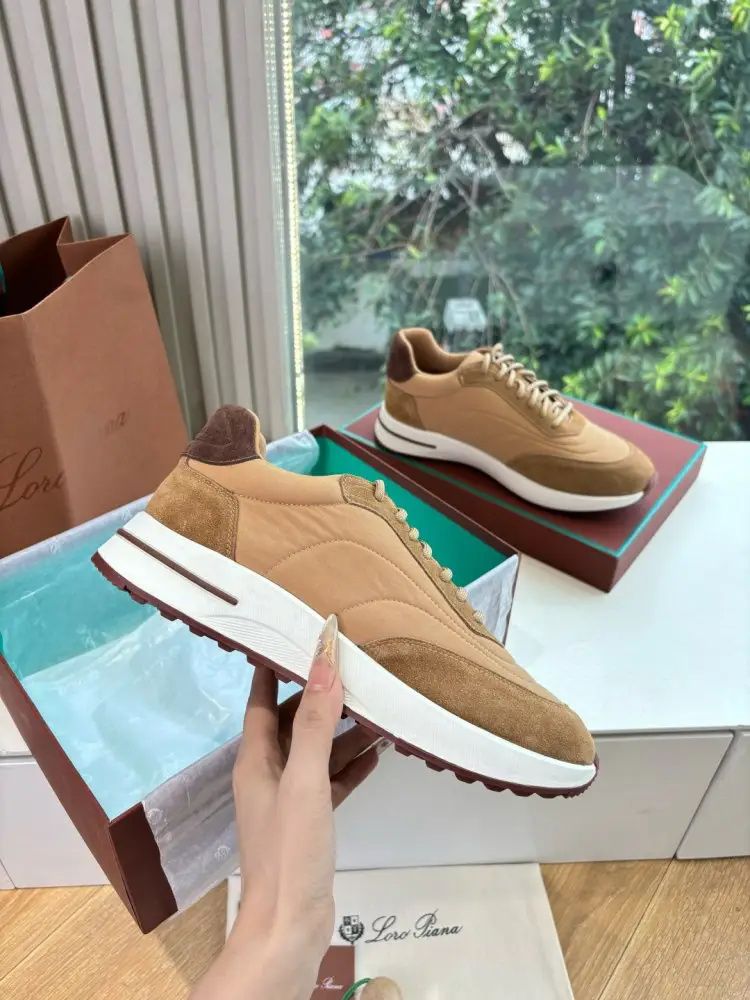 Loro Piana Sneakers women's — Photo 3