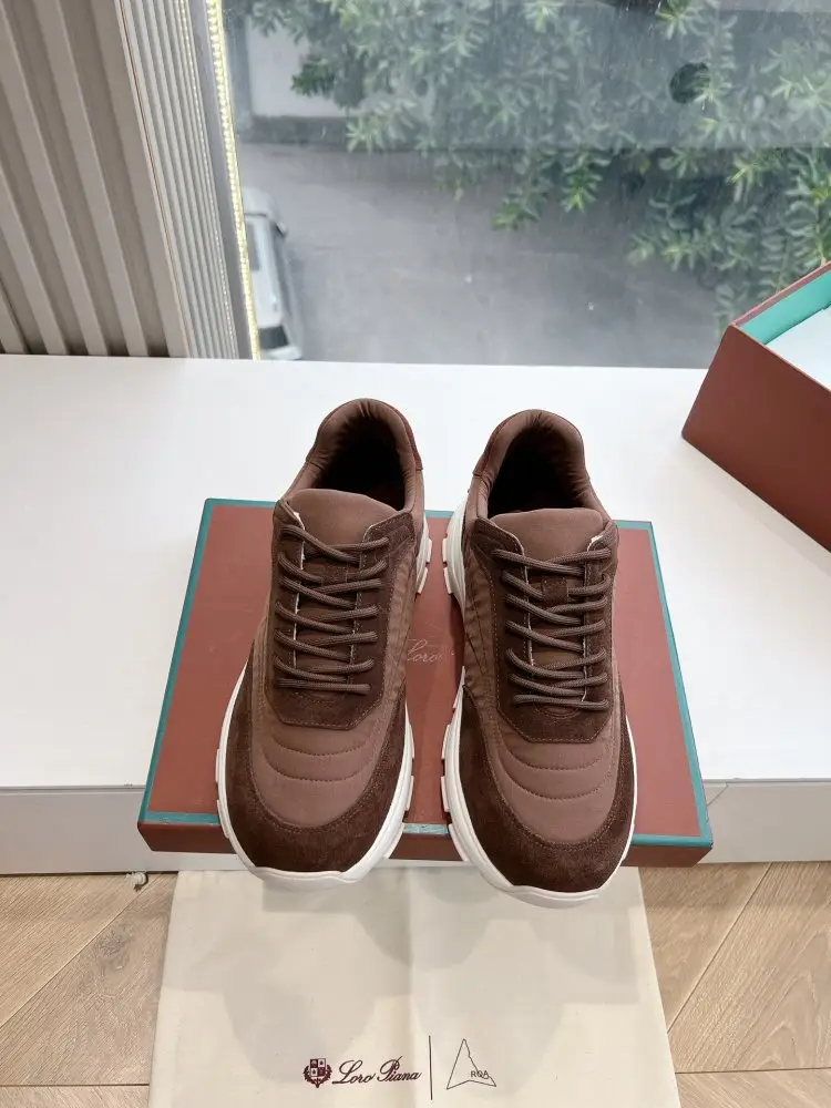 Loro Piana Sneakers women's — Photo 4