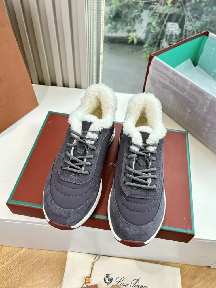 Loro Piana Sneakers women's — Photo 4