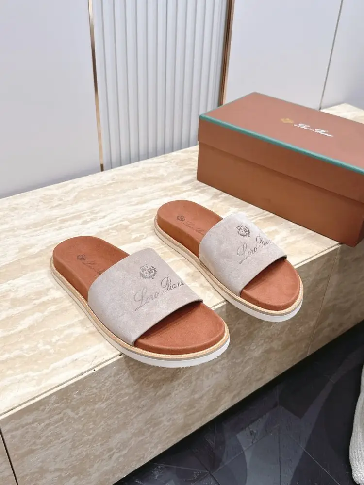 Loro Piana — Шльопанці чоловічі