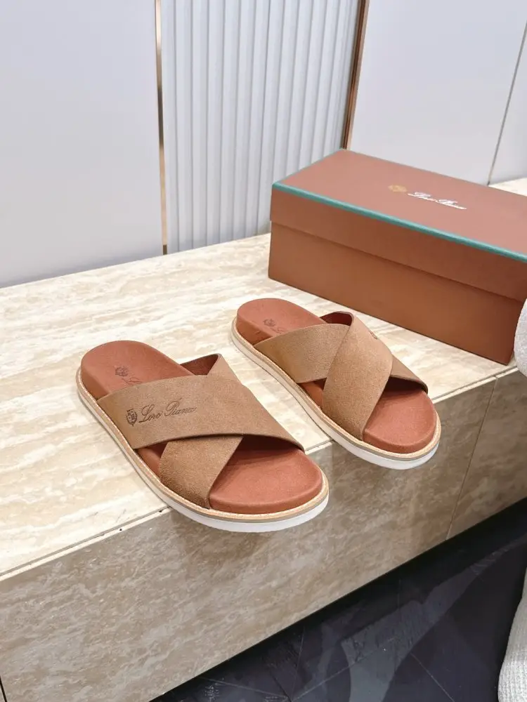 Loro Piana — Шльопанці чоловічі