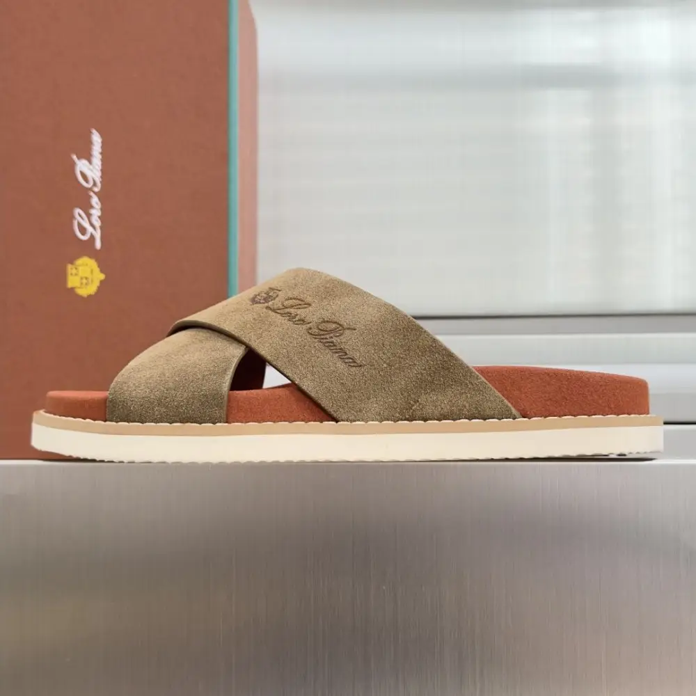 Loro Piana — Шльопанці чоловічі