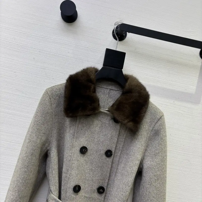 Loro Piana Стильне кашемірове пальто з хутром норки — Фото 3