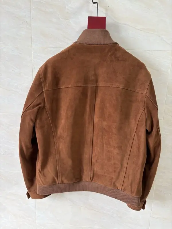 Loro Piana Замшевая мужская куртка — Фото 2